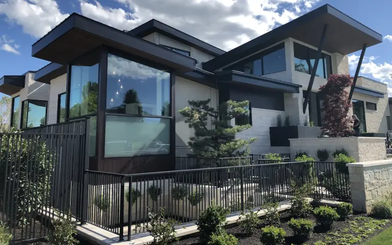 Get an instant roofing estimate
